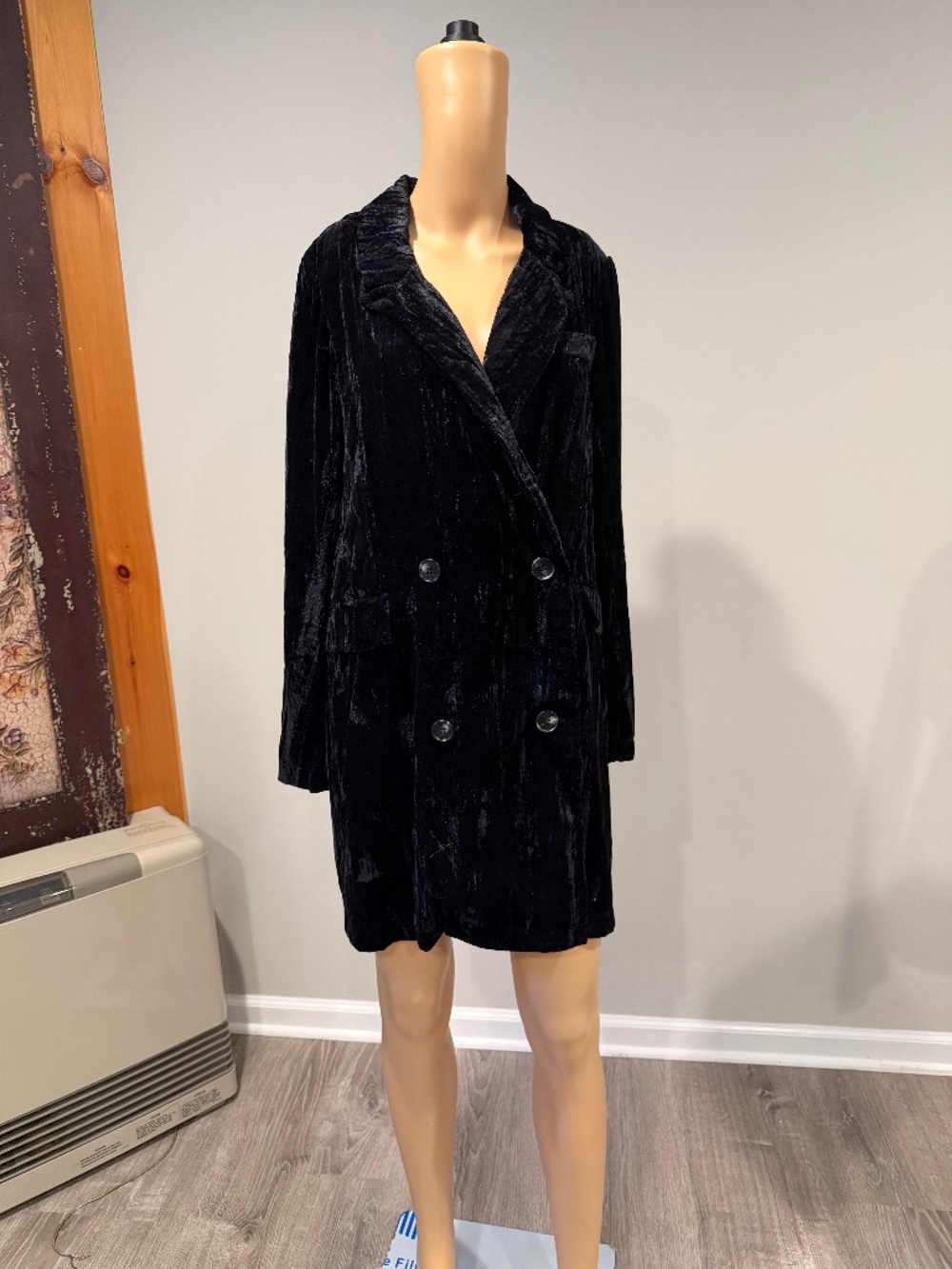 NWT Floret Studios Black Velvet Women's Dress/Jacket  Sz M